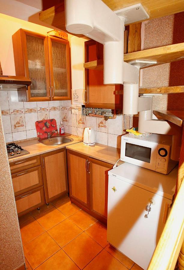 Simfonia Lwiw Lägenhet Lviv Exteriör bild