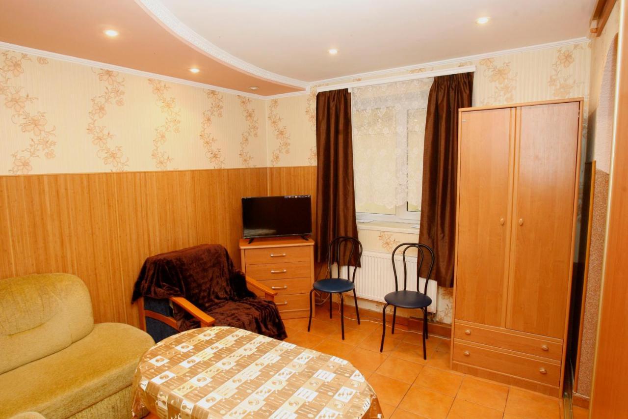 Simfonia Lwiw Lägenhet Lviv Exteriör bild
